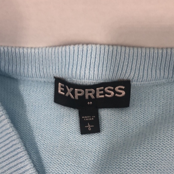 Express Men’s V-Neck Blue Sweater Size L. - Picture 2 of 7